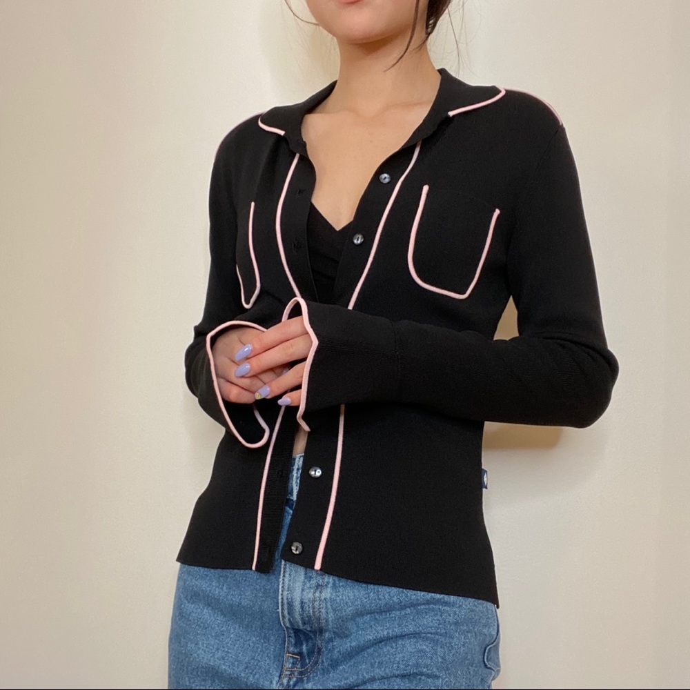 Vintage black cardigan with pink details
